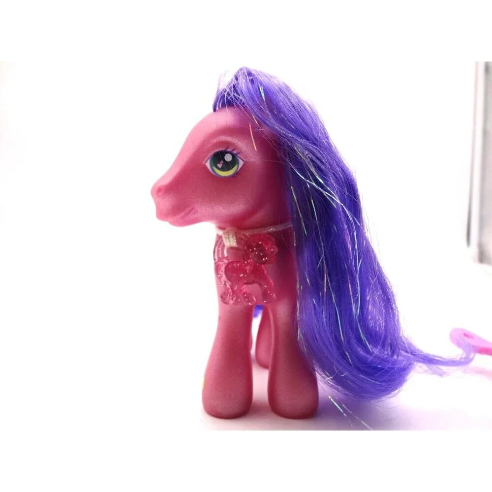 Hasbro's Pink My Little‎ Pony 2002  Kimono Purple Tinsel Hair Charm Necklace Br